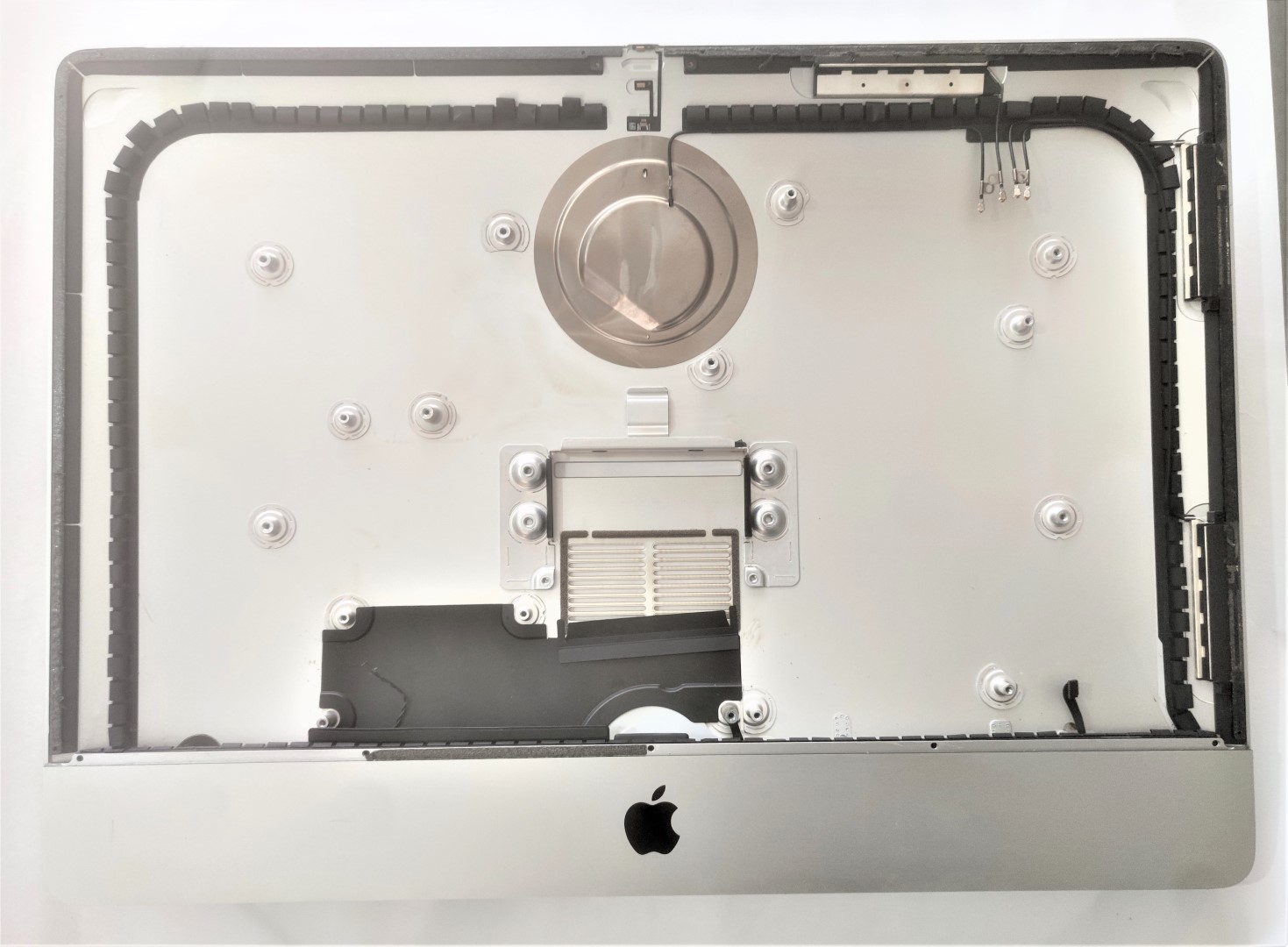 CARCASA BASE CHASIS CASE APPLE IMAC A1418 21.5" 2015 - Imagen 2