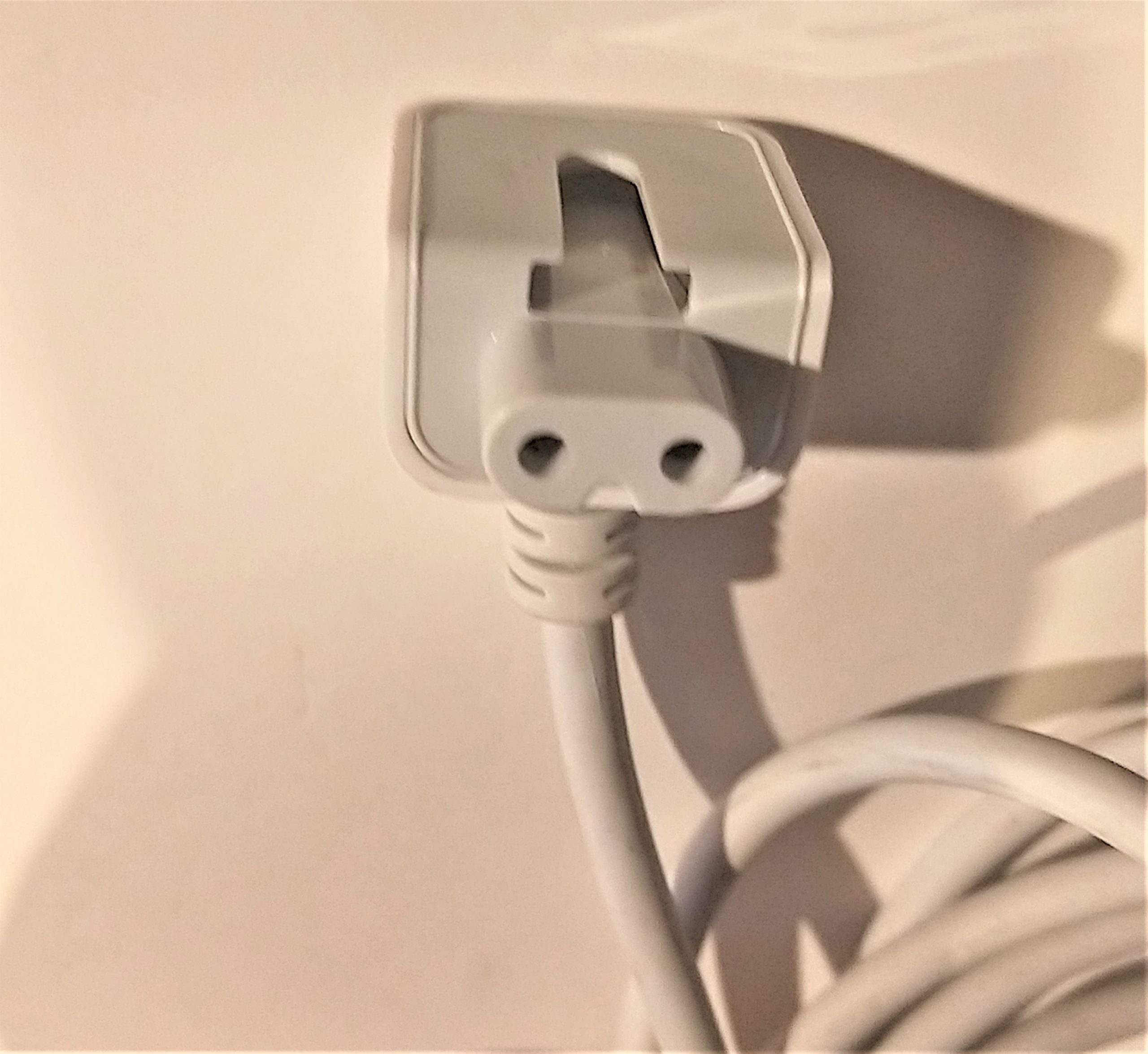CABLE ALIMENTACION ADAPTADOR APPLE MAG SAFE - Imagen 2