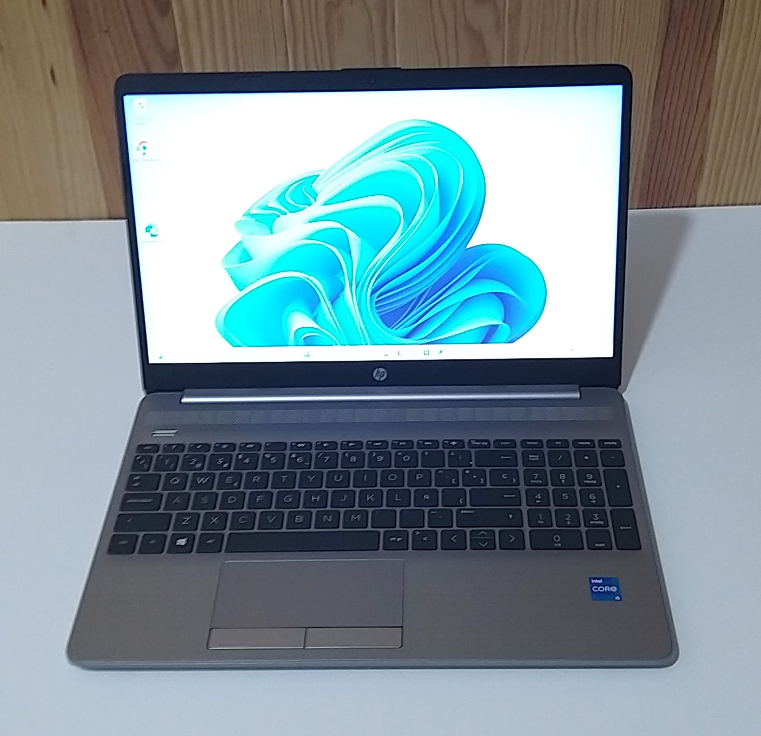 Portátil HP 250 G8 i5 11th SSD Impecable