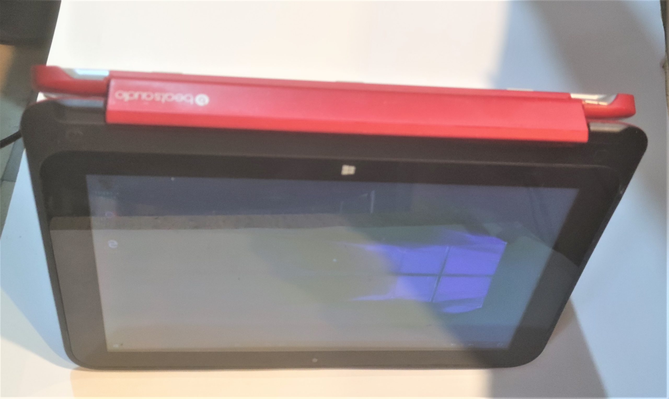 Portátil Convertible 2X1 HP 11-N X360 Impecable