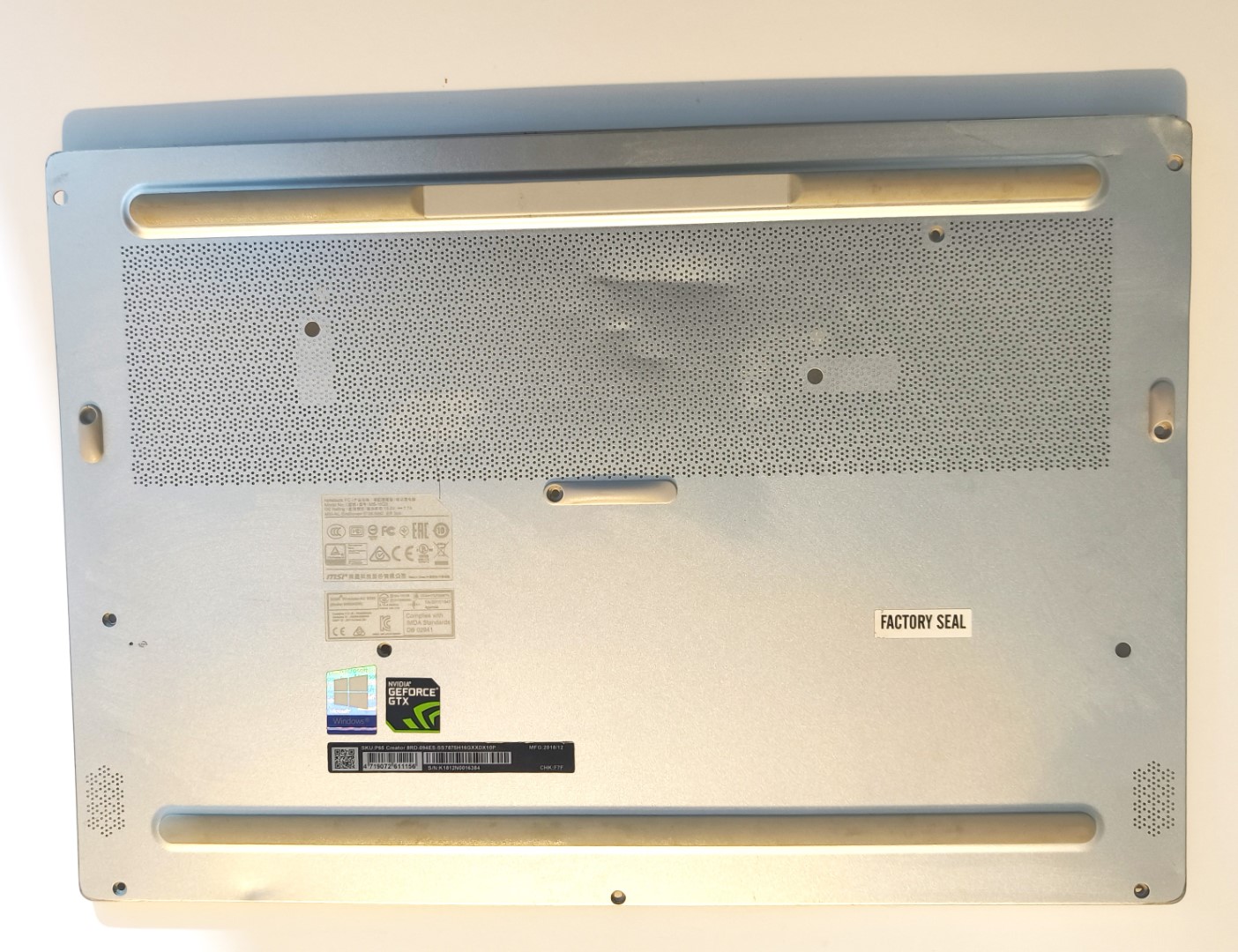 CARCASA BASE BOTTOM CASE MSI GS65 P65 CREATOR 8RD MS-16Q3 MS-16Q5 MS-16Q2