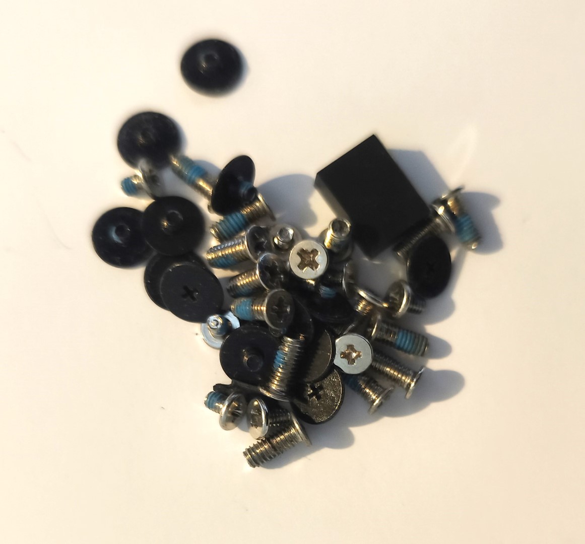 TORNILLOS SCREWS MSI GS65 P65 CREATOR 8RD MS-16Q3