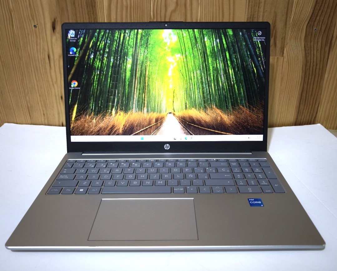 Portátil HP 15-Fd0064ns I5 13th gen Excelente