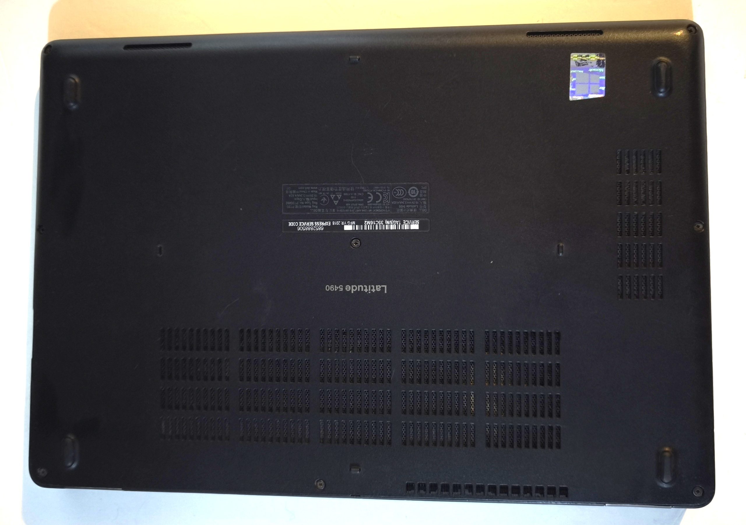 Portátil Dell Latitude 5490 i5 SSD Excelente - Imagen 2