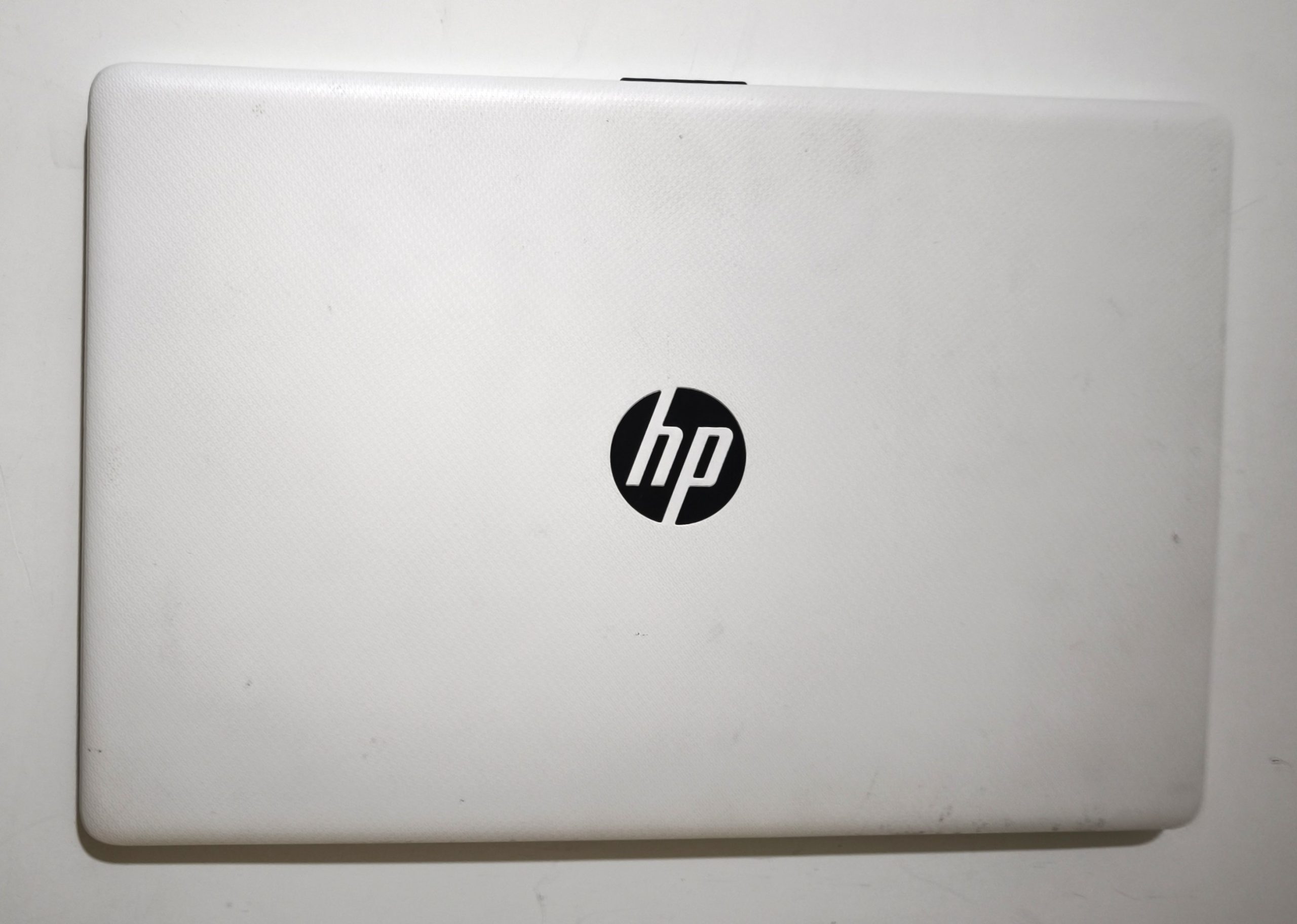 Portátil HP 15-BD Rayzen 5 SSD Excelente Blanco